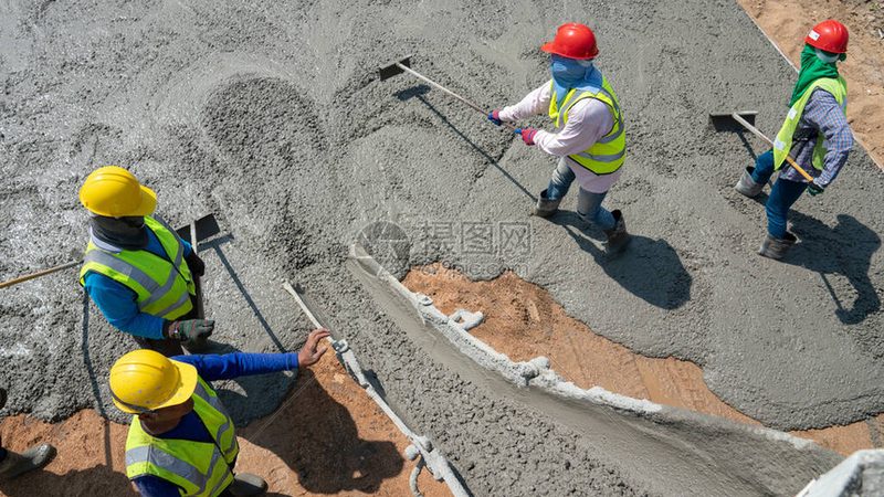 成都土建工程资质代办：价格背后的合规与价值